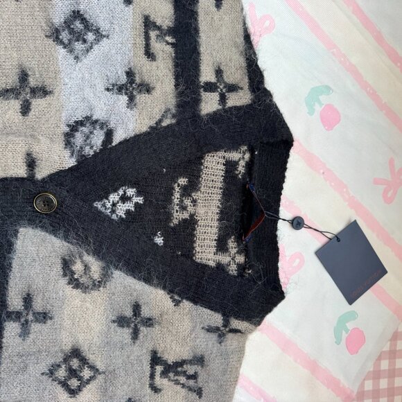 Louis Vuitton Blue Mohair Monogram Mohair Cardigan - Picture 8 of 10